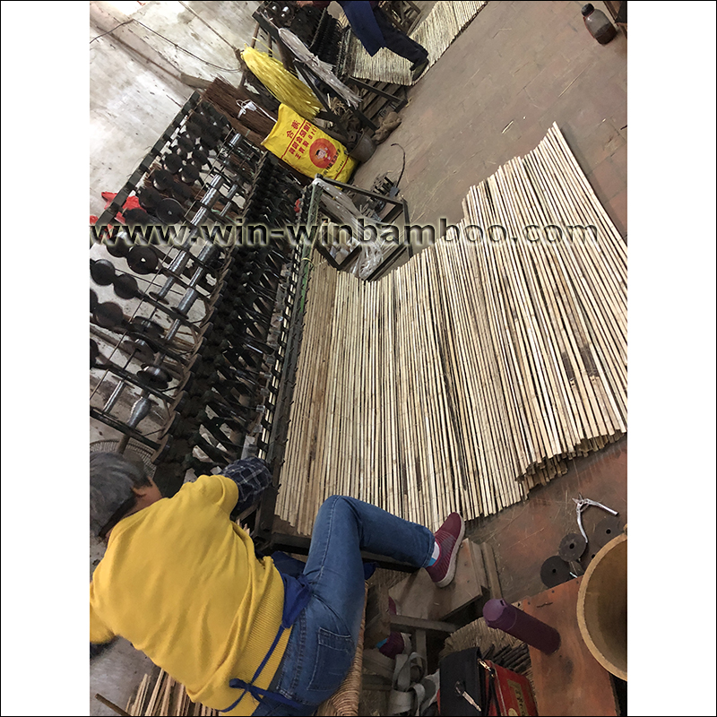 woven bamboo split slat fencing by machines